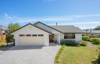 50 Hope Drive, Witherlea
