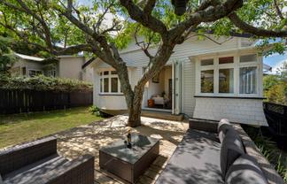 21 Vinter Terrace, Mount Albert