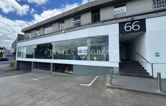 HIGH-PROFILE MOUNT EDEN ROAD RETAIL OPPORTUNITY