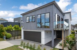 43 Knights Road, Rothesay Bay