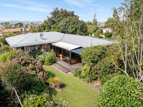 23 Regent Street, Brookfield