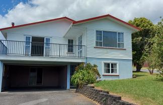 129 McLeod Road, Te Atatu South