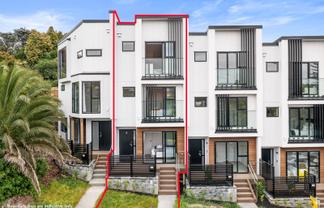 11/32 Karori Crescent, Orakei