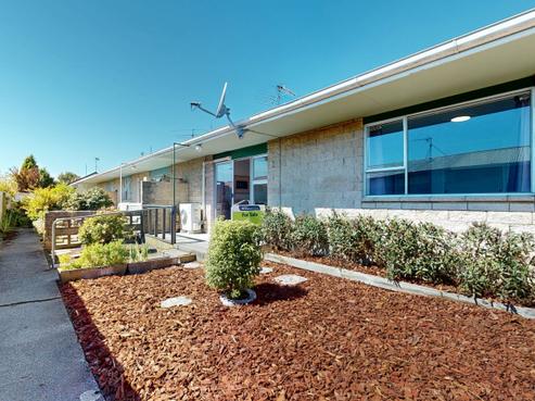 2/361 Burnett Street, Ashburton