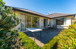 2/33 Maltby Avenue, West End