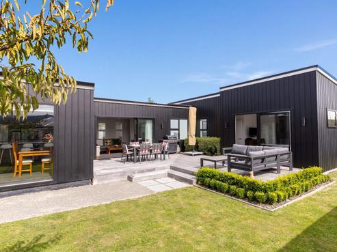 7 Peony Drive, Greytown