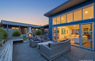 113 Sands Crescent, Matarangi