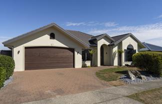 116 Aldinga Avenue, Stoke