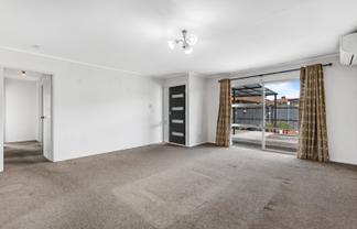 2/17 Berwyn Avenue, Takanini
