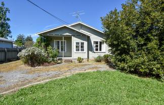 495 High Street South, Carterton