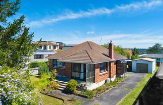 45 Sturges Road, Henderson