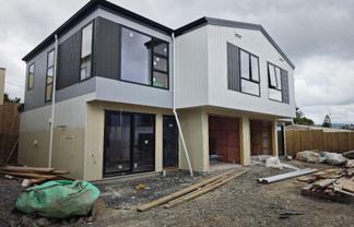 1-8/9 Kaikoura Street, Henderson