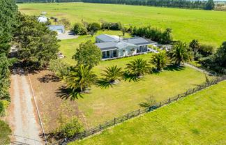 2/442 Glasseys Road, Southbridge