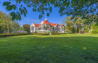 642 Pioneer Highway, Highbury