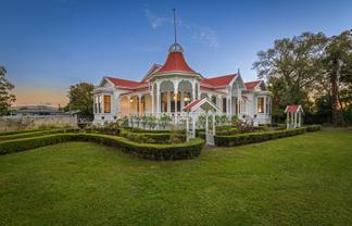 642 Pioneer Highway, Highbury