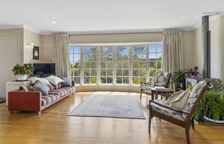 25 Churchill Avenue, Richmond