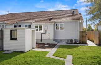 25 Gould Crescent, Woolston