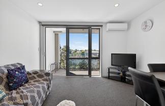 7/376 Worcester Street, Linwood