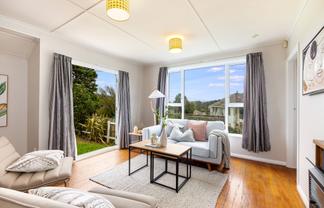 11 King Crescent, Ranui