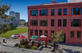 Character. Views. Prestige. The Ultimate Top-Floor