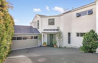 2/176 Upland Road, Remuera