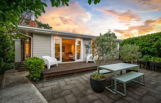 17 Poto Street, Te Atatu South