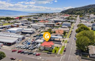 207 Richmond Street, Thames