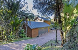 156 Laingholm Drive, Laingholm