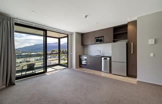 409/34 Red Oaks Drive, Frankton