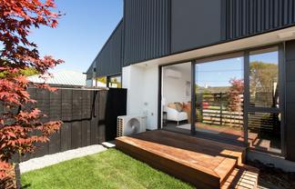 1/15 Silvester Street, Woolston