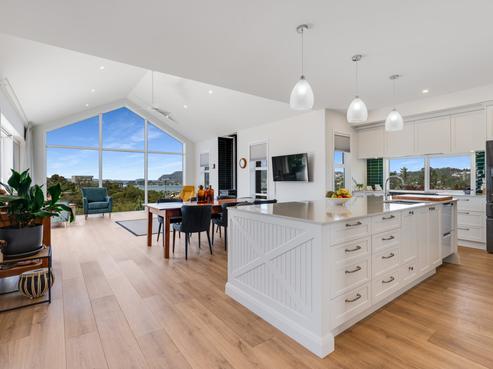 17 Azimuth Road, Tairua