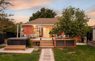 12 De Havilland Street, Hornby