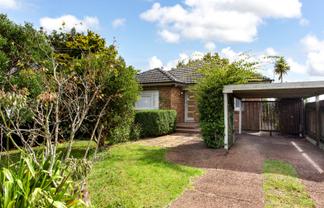 67 West Coast Road, Glen Eden