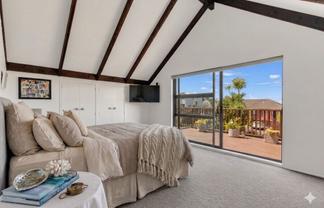 1/4 Ceramco Place, Torbay