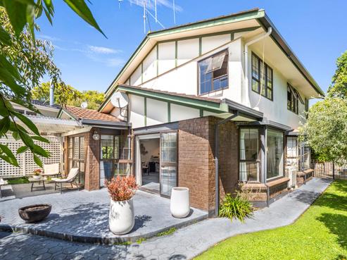 1 Acton Place, Saint Johns Hill