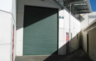Unit in Well Known Business Park - Tawa