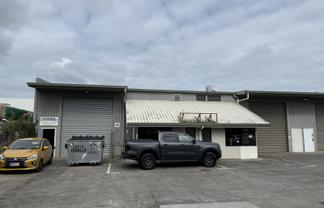 Versatile industrial unit for lease