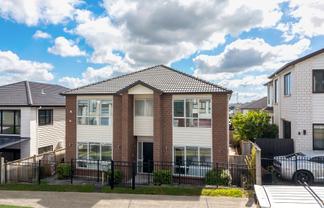 38 Lime Hill Rise, Flat Bush