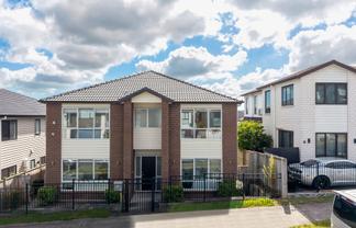 38 Lime Hill Rise, Flat Bush