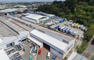 1,800sqm Warehouse 982sqm Yard + Two Gantries