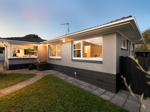 18 La Perouse Street, Botany Downs