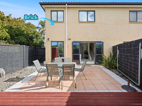 118 Huntington Drive, Huntington Park