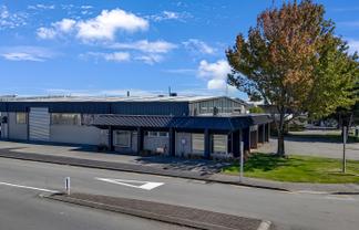 Great profile industrial space with dual access