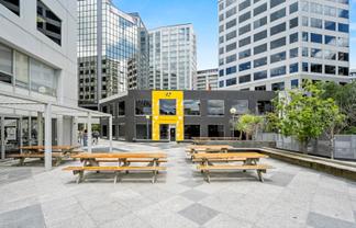 UNDERDEVELOPED OFFICE WITH EXPANSION POTENTIAL
