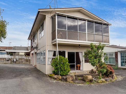 12F Radnor Street, Hamilton Central