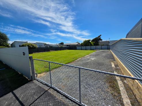 70 Jenkin Street, Strathern