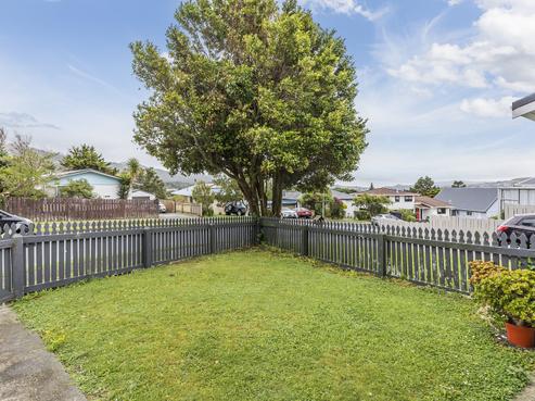 2/13 Japonica Crescent, Ranui