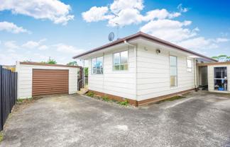 2/7 Almond Place, Mount Wellington