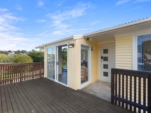 62 Totaravale Drive, Totara Vale