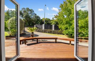 11 Pohutukawa Avenue, Shelly Park